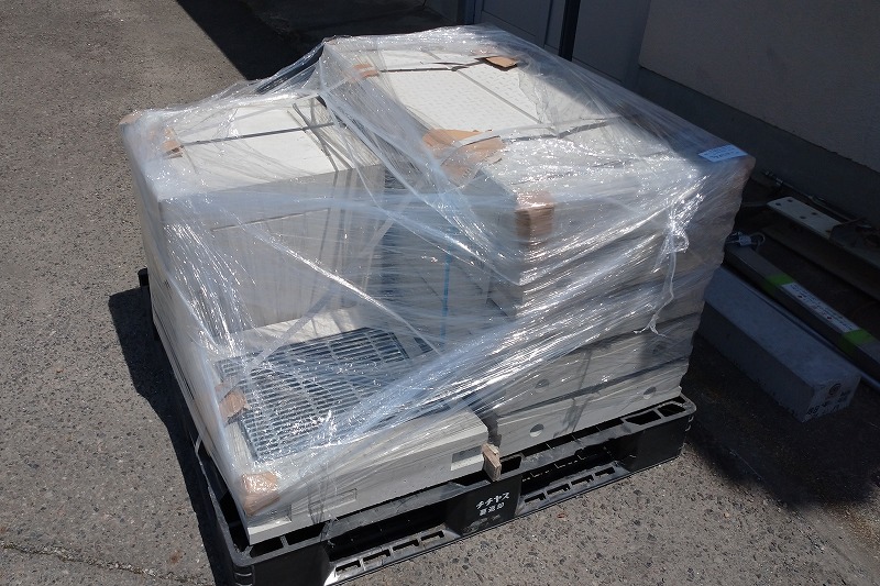 埼玉県への出荷梱包の様子