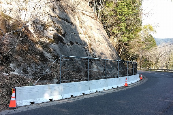 SRフェンス（岐阜県恵那市上矢作町地内）